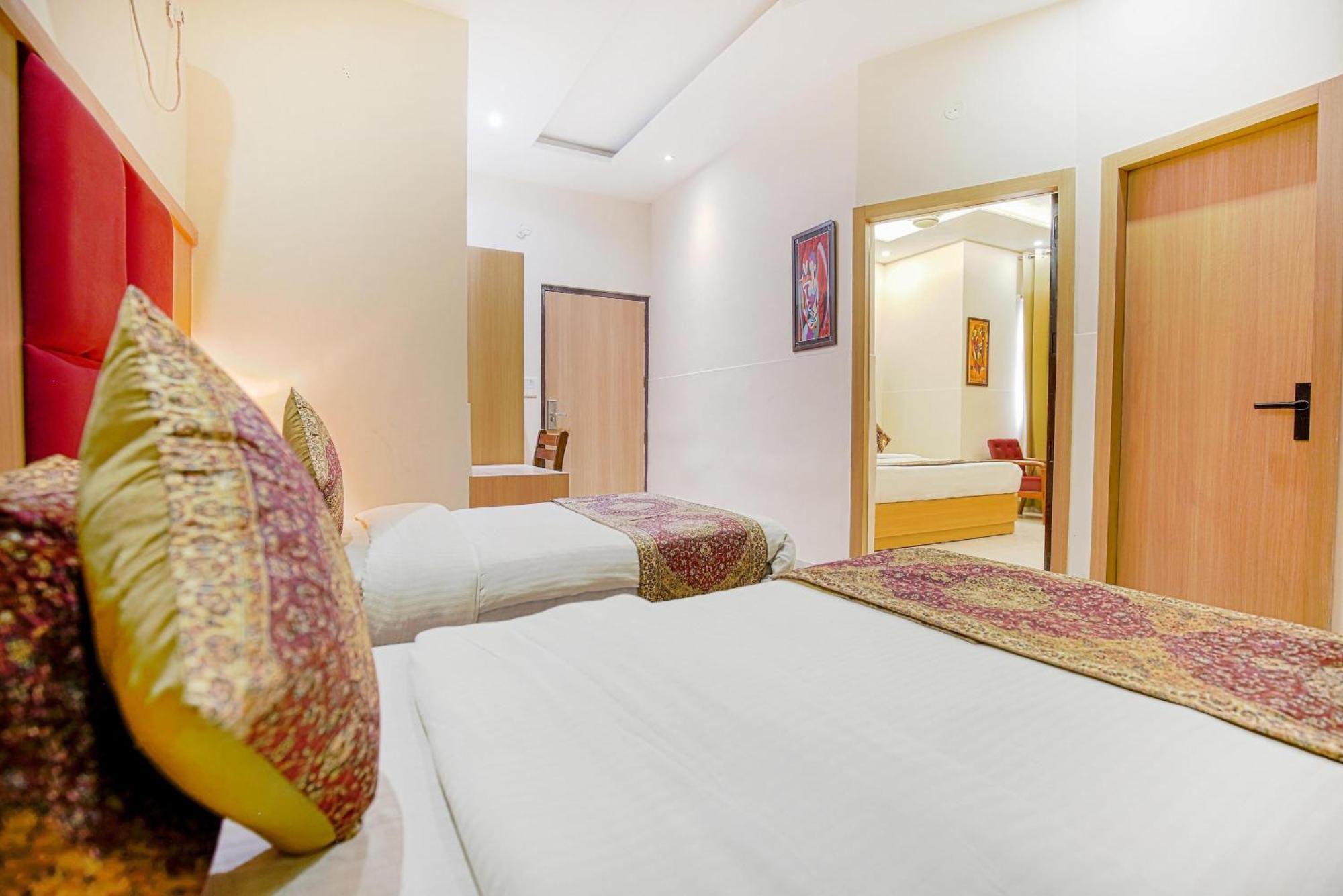 Hotel Ricky By Sahibs Group Amritsar Exteriör bild